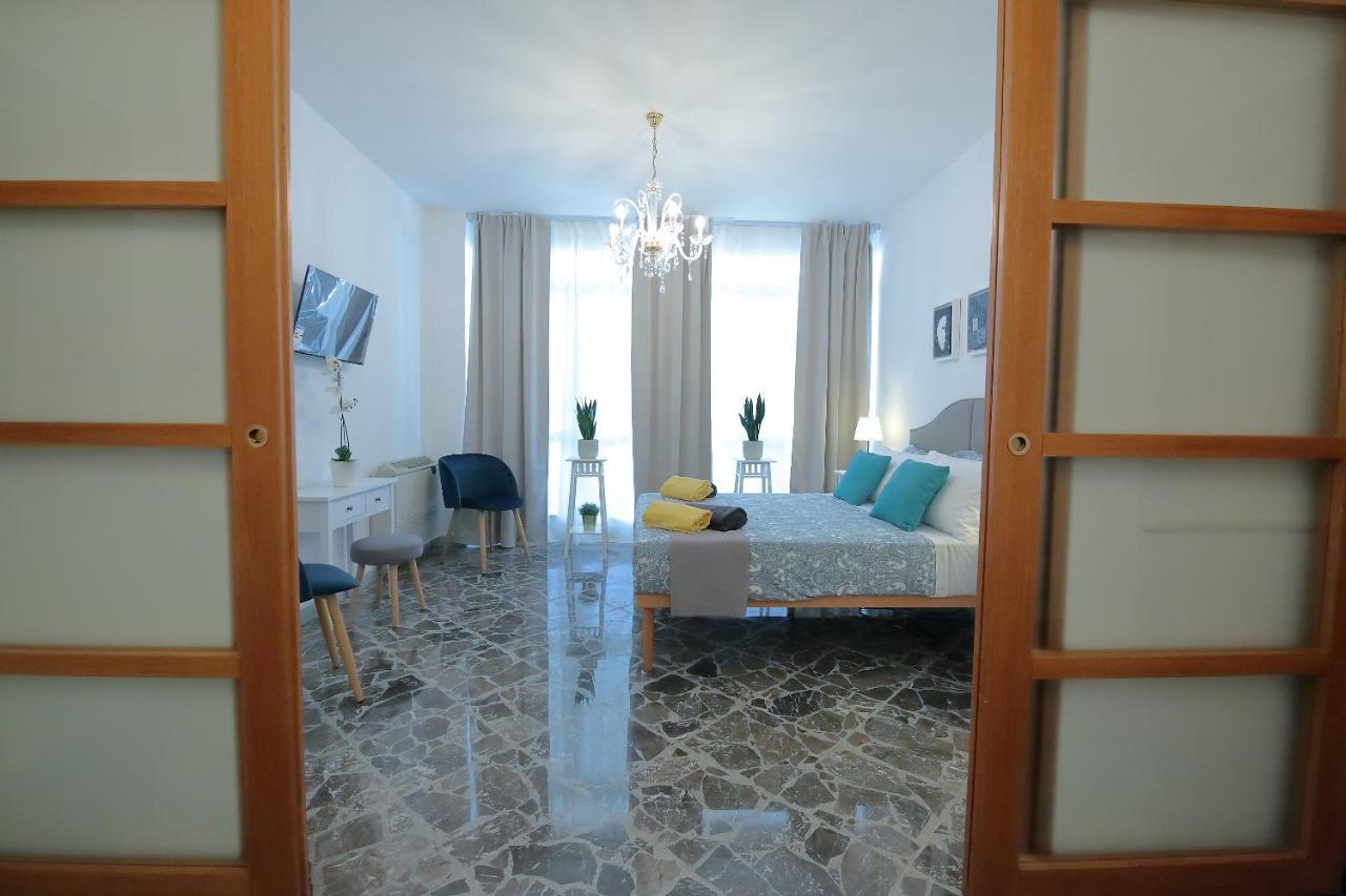 Short Lets Grandi Stazioni Affittacamere *